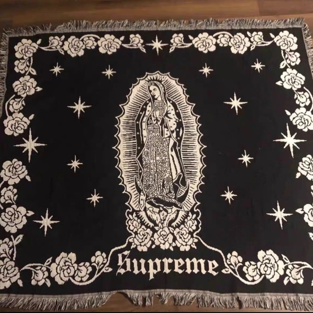 Supreme Black blanket